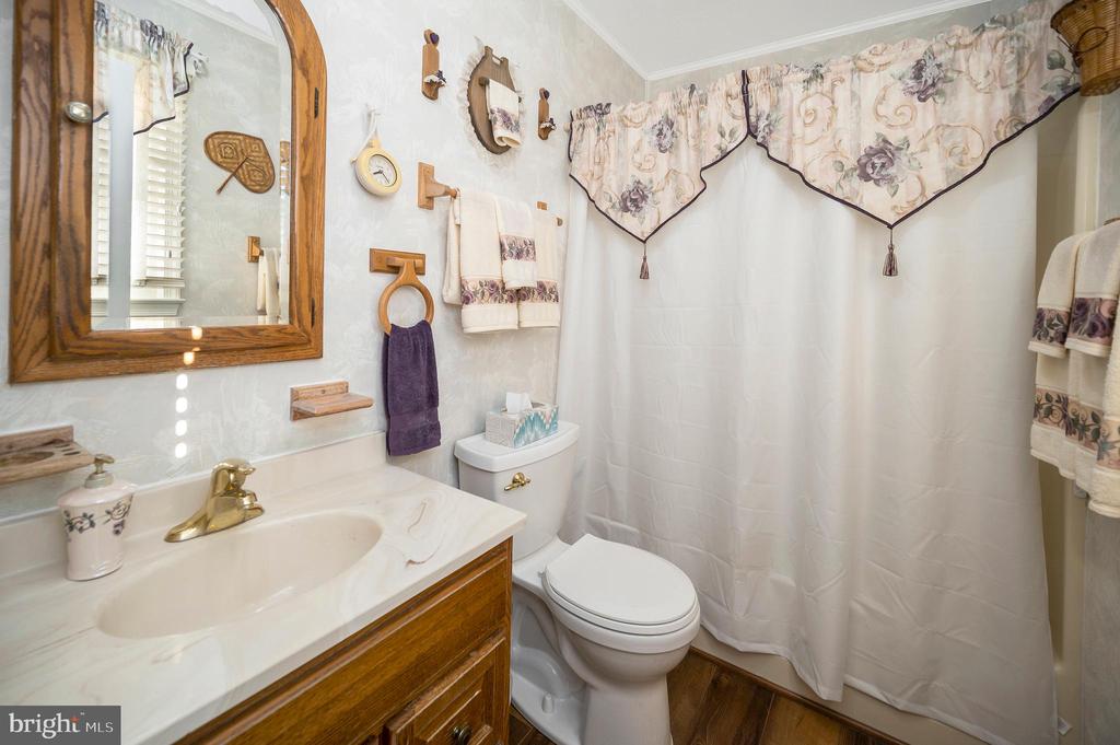 3903 NORRIS DR, FREDERICKSBURG, Virginia 22407, 3 Bedrooms Bedrooms, ,2 BathroomsBathrooms,Residential,3903 NORRIS DR,VASP2036802 MLS # VASP2036802