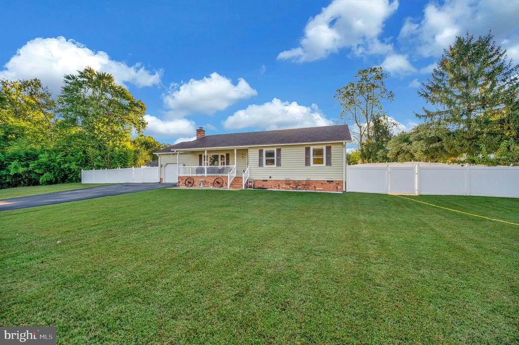 3903 NORRIS DR, FREDERICKSBURG, Virginia 22407, 3 Bedrooms Bedrooms, ,2 BathroomsBathrooms,Residential,3903 NORRIS DR,VASP2036802 MLS # VASP2036802