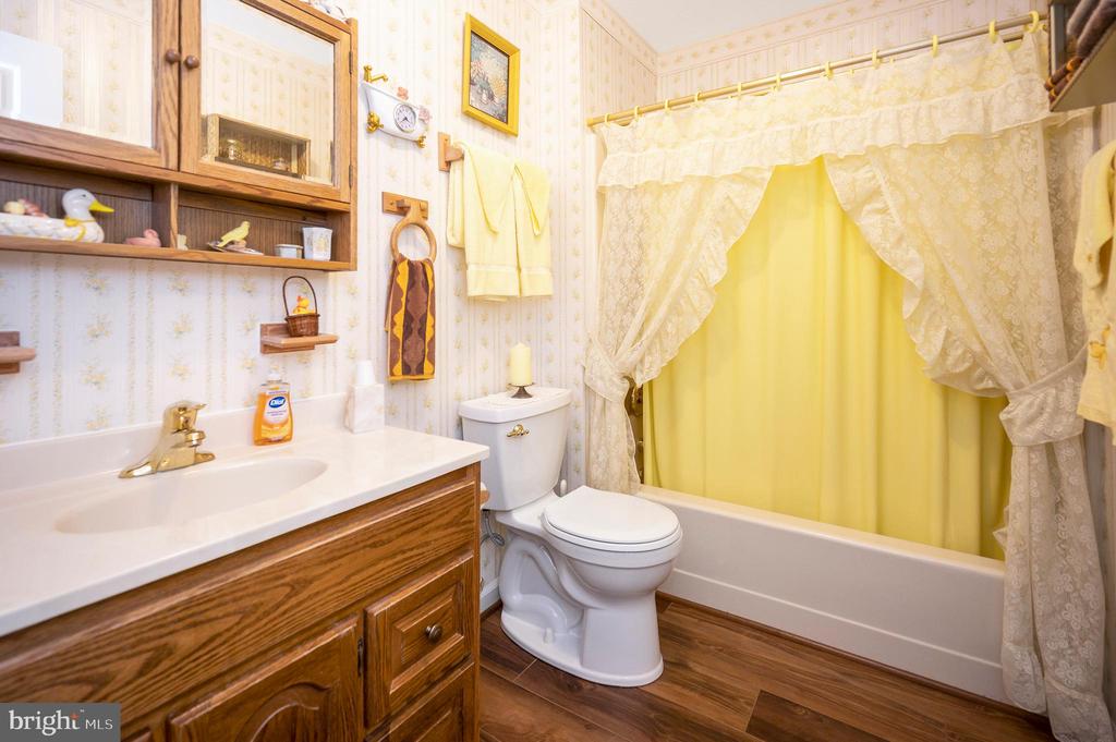 3903 NORRIS DR, FREDERICKSBURG, Virginia 22407, 3 Bedrooms Bedrooms, ,2 BathroomsBathrooms,Residential,3903 NORRIS DR,VASP2036802 MLS # VASP2036802