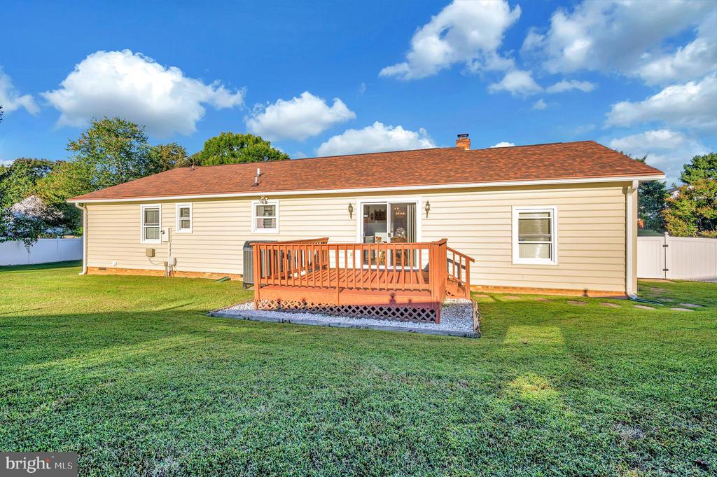 3903 NORRIS DR, FREDERICKSBURG, Virginia 22407, 3 Bedrooms Bedrooms, ,2 BathroomsBathrooms,Residential,3903 NORRIS DR,VASP2036802 MLS # VASP2036802