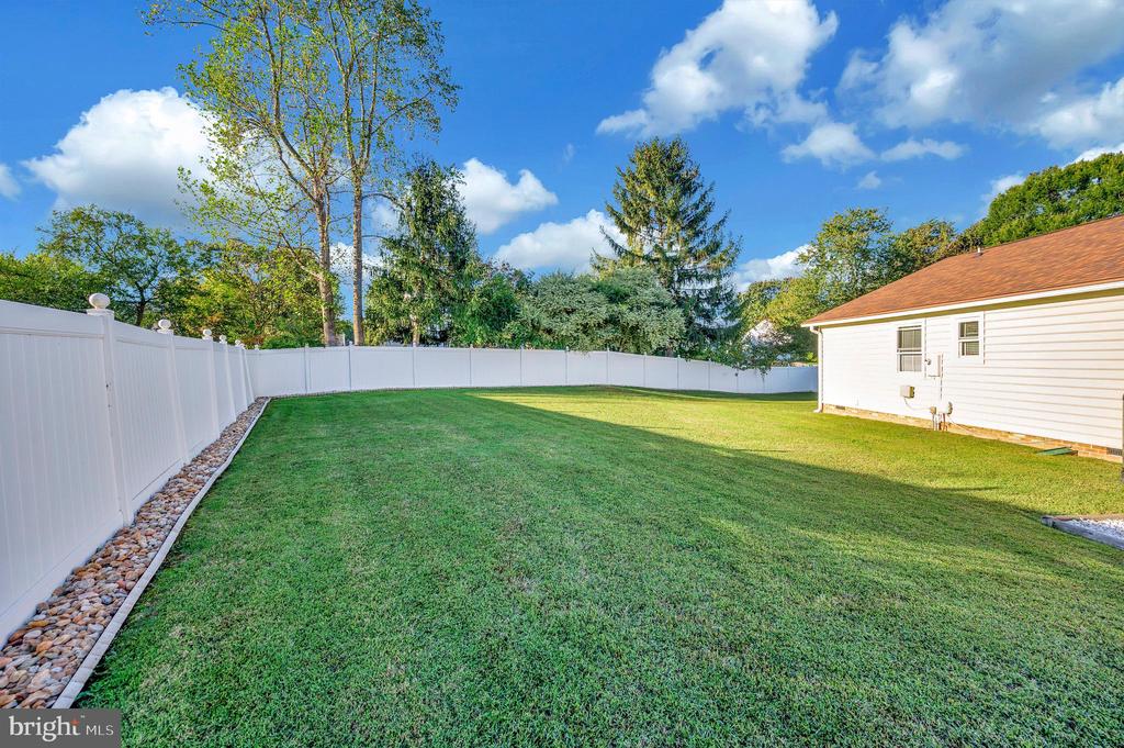 3903 NORRIS DR, FREDERICKSBURG, Virginia 22407, 3 Bedrooms Bedrooms, ,2 BathroomsBathrooms,Residential,3903 NORRIS DR,VASP2036802 MLS # VASP2036802