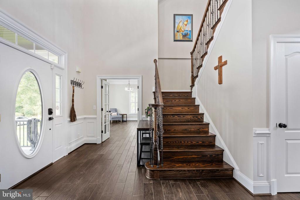 11004 SHERIDAN DR, SPOTSYLVANIA, Virginia 22551, 5 Bedrooms Bedrooms, ,5 BathroomsBathrooms,Residential,11004 SHERIDAN DR,VASP2036778 MLS # VASP2036778