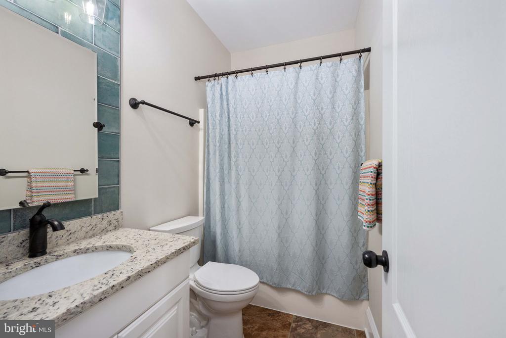 11004 SHERIDAN DR, SPOTSYLVANIA, Virginia 22551, 5 Bedrooms Bedrooms, ,5 BathroomsBathrooms,Residential,11004 SHERIDAN DR,VASP2036778 MLS # VASP2036778
