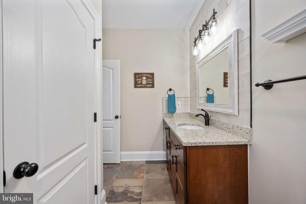 11004 SHERIDAN DR, SPOTSYLVANIA, Virginia 22551, 5 Bedrooms Bedrooms, ,5 BathroomsBathrooms,Residential,11004 SHERIDAN DR,VASP2036778 MLS # VASP2036778