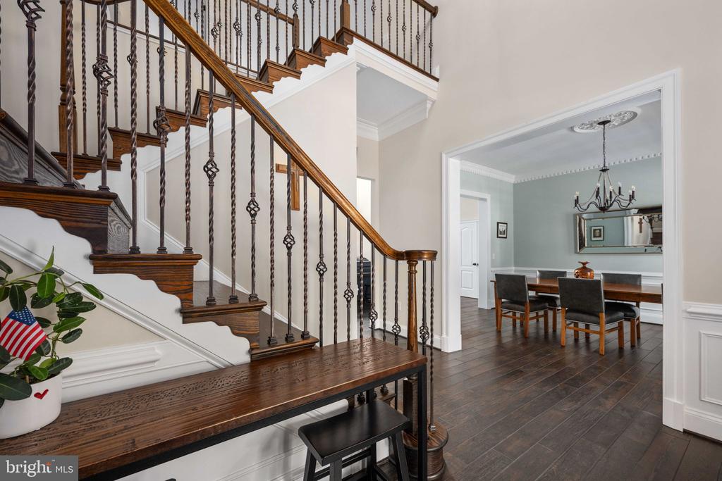 11004 SHERIDAN DR, SPOTSYLVANIA, Virginia 22551, 5 Bedrooms Bedrooms, ,5 BathroomsBathrooms,Residential,11004 SHERIDAN DR,VASP2036778 MLS # VASP2036778