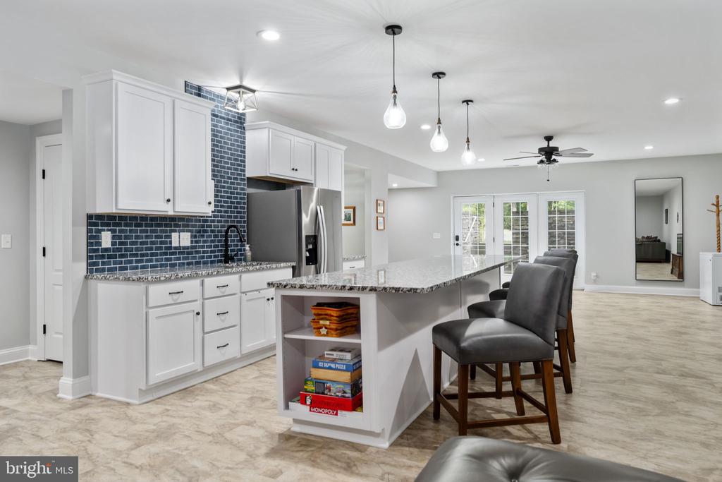 11004 SHERIDAN DR, SPOTSYLVANIA, Virginia 22551, 5 Bedrooms Bedrooms, ,5 BathroomsBathrooms,Residential,11004 SHERIDAN DR,VASP2036778 MLS # VASP2036778