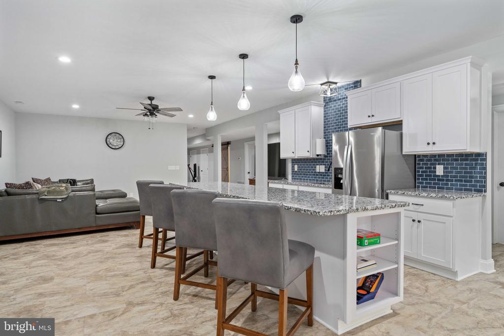 11004 SHERIDAN DR, SPOTSYLVANIA, Virginia 22551, 5 Bedrooms Bedrooms, ,5 BathroomsBathrooms,Residential,11004 SHERIDAN DR,VASP2036778 MLS # VASP2036778