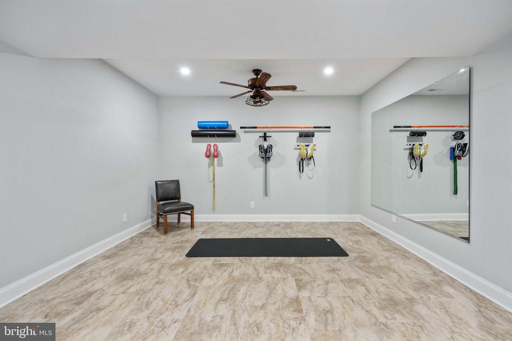 11004 SHERIDAN DR, SPOTSYLVANIA, Virginia 22551, 5 Bedrooms Bedrooms, ,5 BathroomsBathrooms,Residential,11004 SHERIDAN DR,VASP2036778 MLS # VASP2036778