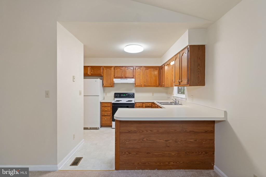 317 COOPER ST, SPOTSYLVANIA, Virginia 22551, 3 Bedrooms Bedrooms, ,1 BathroomBathrooms,Residential,317 COOPER ST,VASP2036820 MLS # VASP2036820