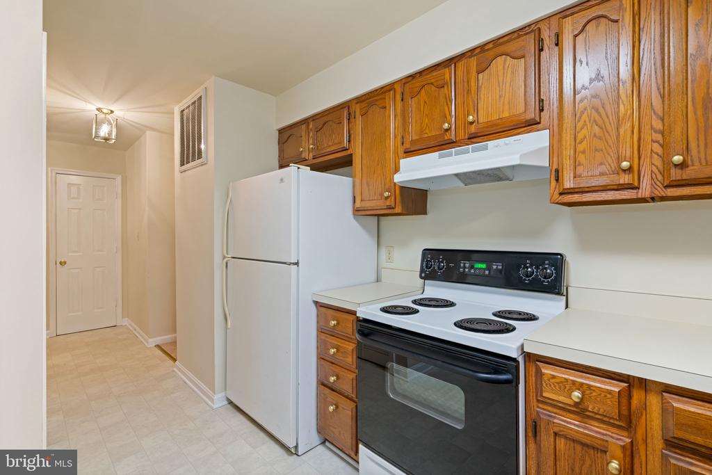 317 COOPER ST, SPOTSYLVANIA, Virginia 22551, 3 Bedrooms Bedrooms, ,1 BathroomBathrooms,Residential,317 COOPER ST,VASP2036820 MLS # VASP2036820