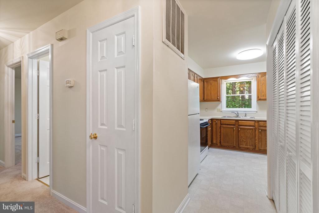 317 COOPER ST, SPOTSYLVANIA, Virginia 22551, 3 Bedrooms Bedrooms, ,1 BathroomBathrooms,Residential,317 COOPER ST,VASP2036820 MLS # VASP2036820