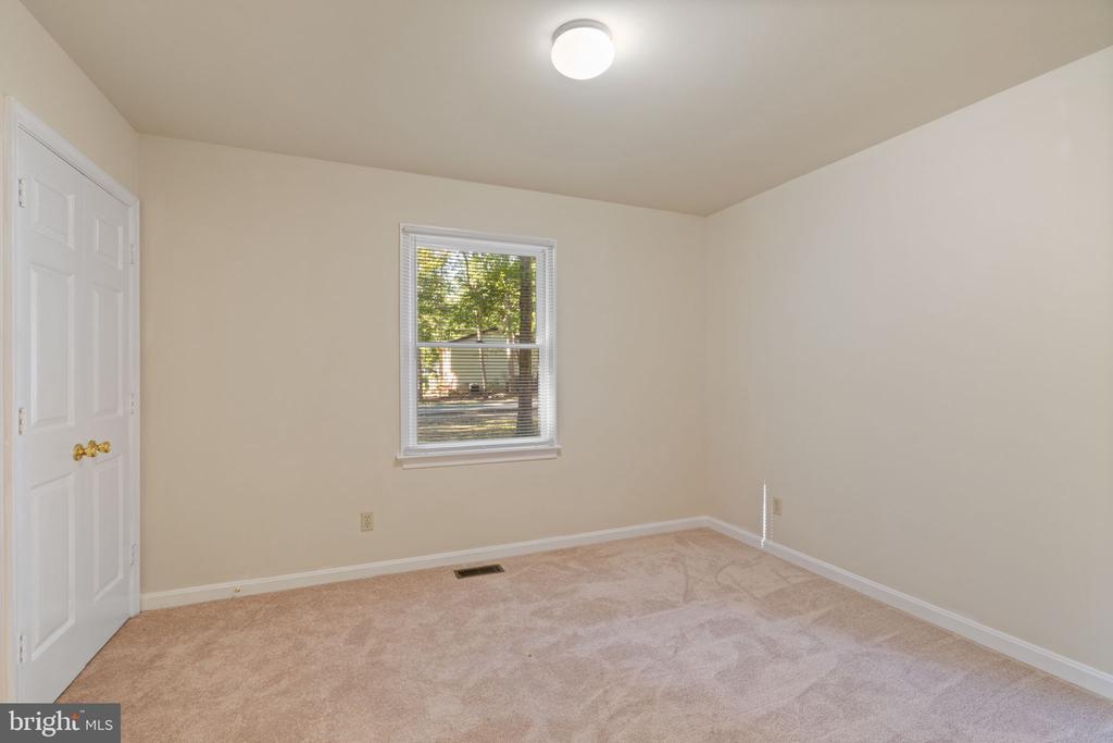 317 COOPER ST, SPOTSYLVANIA, Virginia 22551, 3 Bedrooms Bedrooms, ,1 BathroomBathrooms,Residential,317 COOPER ST,VASP2036820 MLS # VASP2036820