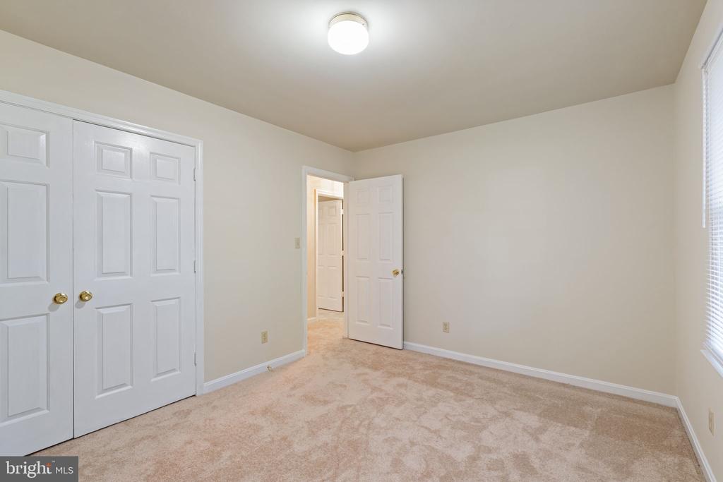 317 COOPER ST, SPOTSYLVANIA, Virginia 22551, 3 Bedrooms Bedrooms, ,1 BathroomBathrooms,Residential,317 COOPER ST,VASP2036820 MLS # VASP2036820