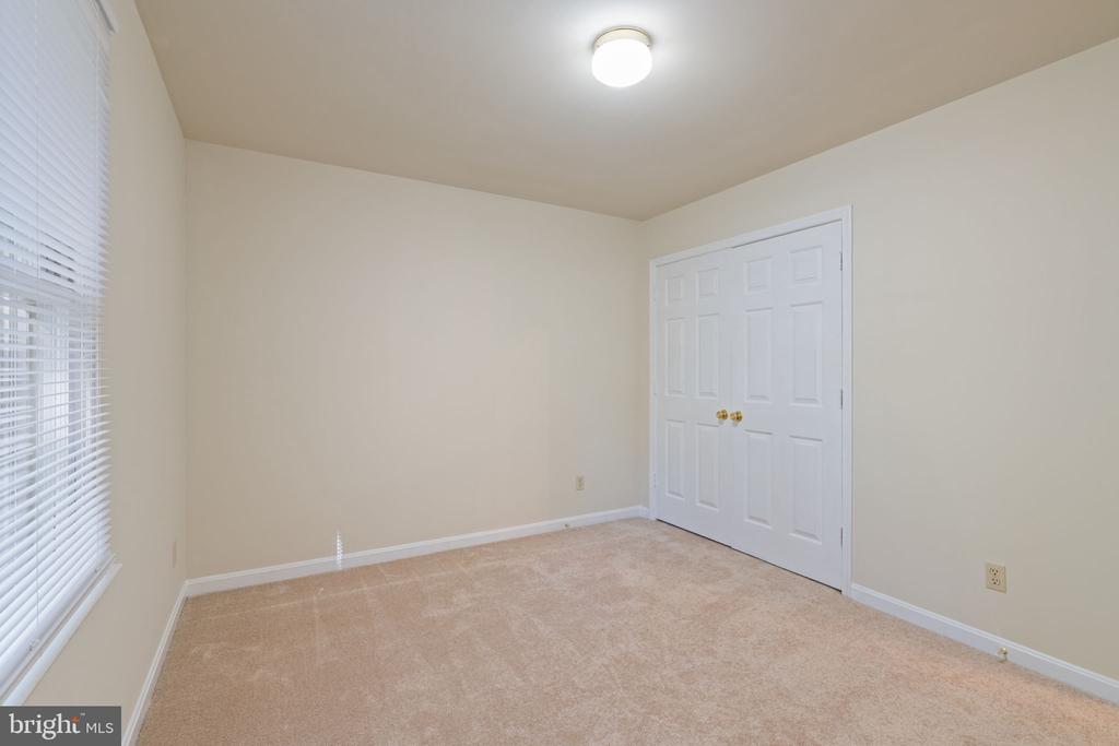 317 COOPER ST, SPOTSYLVANIA, Virginia 22551, 3 Bedrooms Bedrooms, ,1 BathroomBathrooms,Residential,317 COOPER ST,VASP2036820 MLS # VASP2036820