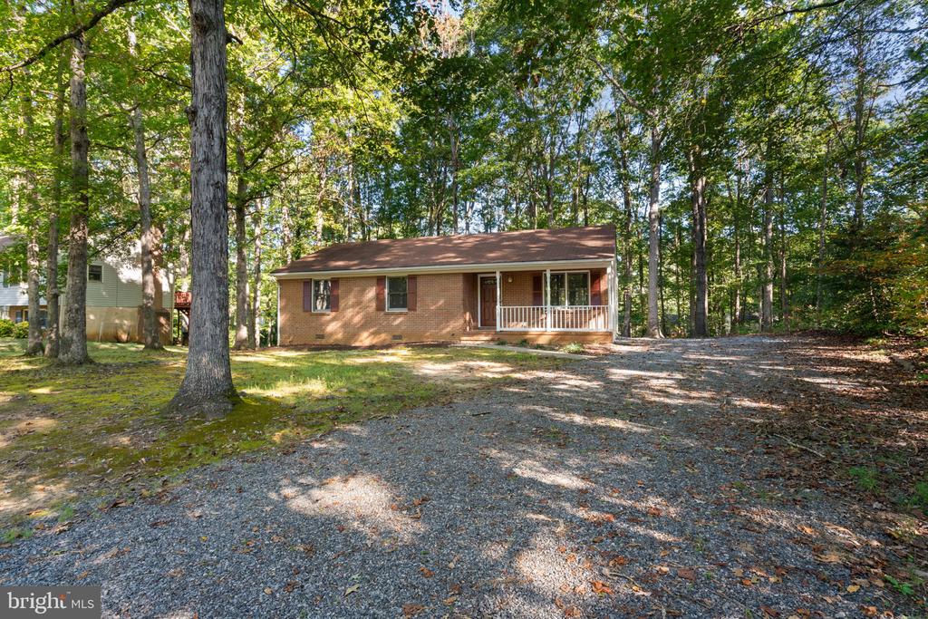 317 COOPER ST, SPOTSYLVANIA, Virginia 22551, 3 Bedrooms Bedrooms, ,1 BathroomBathrooms,Residential,317 COOPER ST,VASP2036820 MLS # VASP2036820
