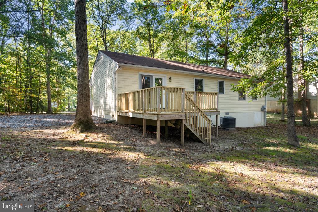 317 COOPER ST, SPOTSYLVANIA, Virginia 22551, 3 Bedrooms Bedrooms, ,1 BathroomBathrooms,Residential,317 COOPER ST,VASP2036820 MLS # VASP2036820