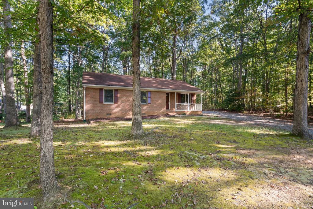 317 COOPER ST, SPOTSYLVANIA, Virginia 22551, 3 Bedrooms Bedrooms, ,1 BathroomBathrooms,Residential,317 COOPER ST,VASP2036820 MLS # VASP2036820
