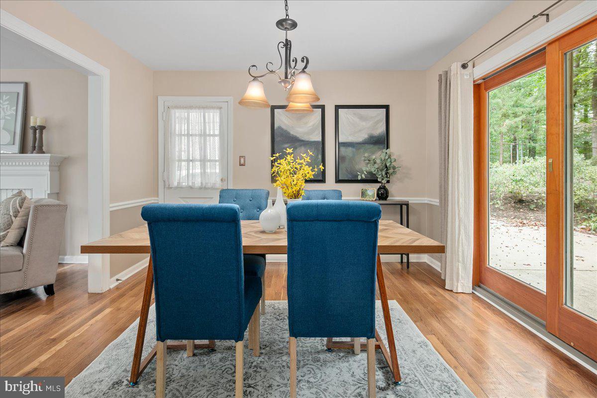 5025 KINGSTON DR, ANNANDALE, Virginia 22003, 5 Bedrooms Bedrooms, ,3 BathroomsBathrooms,Residential,For sale,5025 KINGSTON DR,VAFX2272692 MLS # VAFX2272692