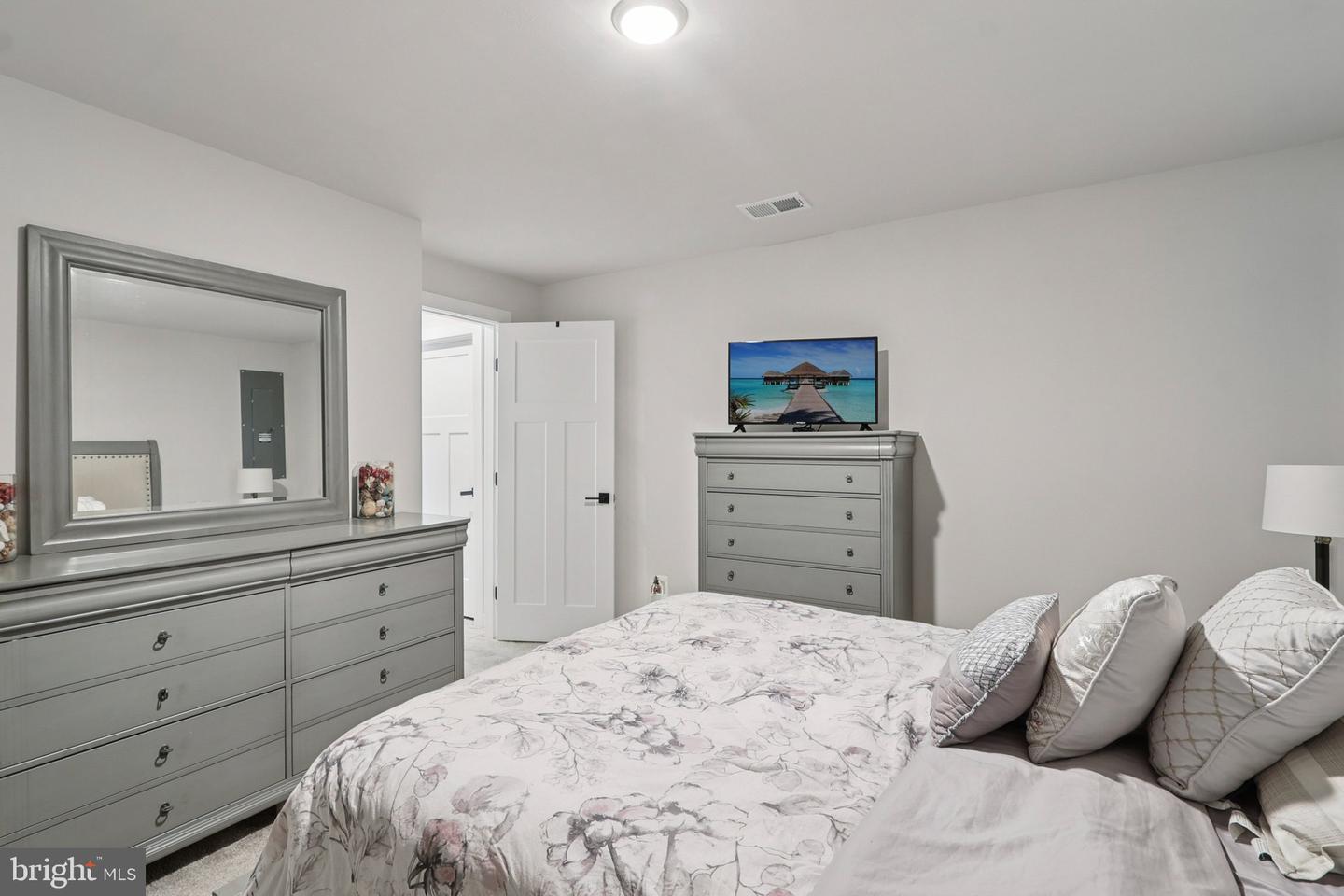 1 GRANVILLE DR, FREDERICKSBURG, Virginia 22405, 4 Bedrooms Bedrooms, ,3 BathroomsBathrooms,Residential,For sale,1 GRANVILLE DR,VAST2043274 MLS # VAST2043274