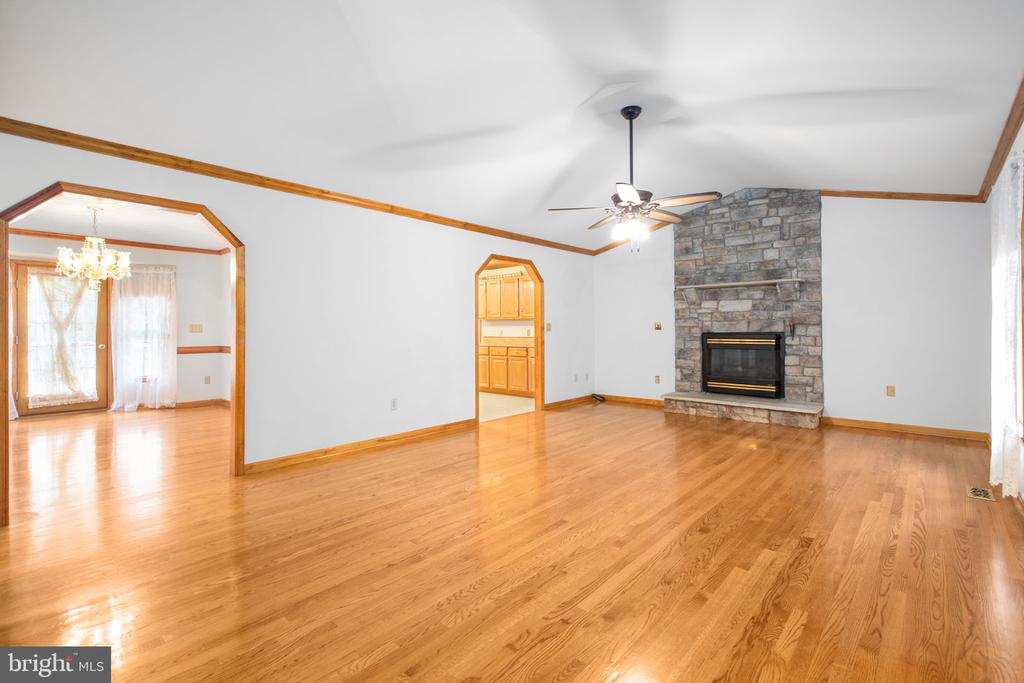 6628 COURTHOUSE RD, SPOTSYLVANIA, Virginia 22551, 3 Bedrooms Bedrooms, ,2 BathroomsBathrooms,Residential,6628 COURTHOUSE RD,VASP2036882 MLS # VASP2036882