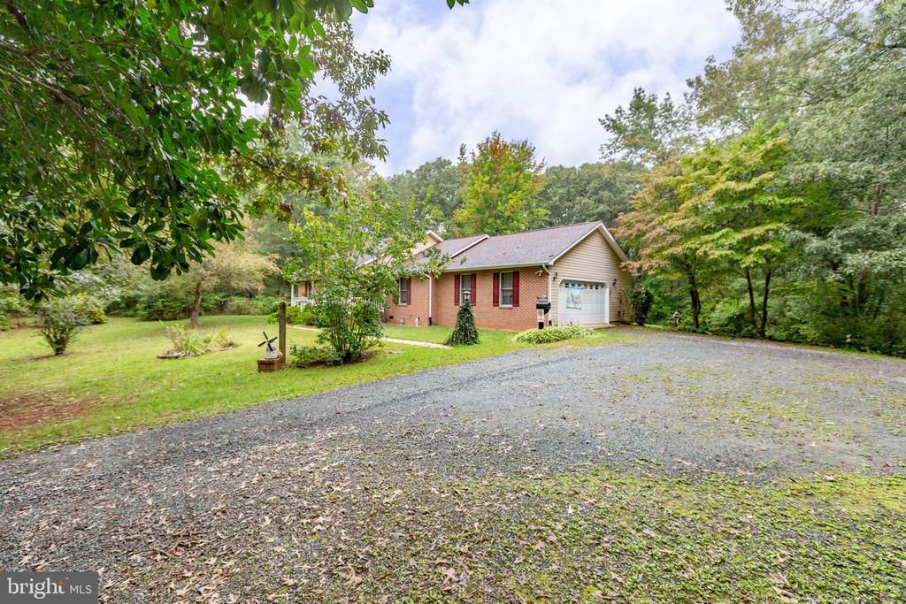 6628 COURTHOUSE RD, SPOTSYLVANIA, Virginia 22551, 3 Bedrooms Bedrooms, ,2 BathroomsBathrooms,Residential,6628 COURTHOUSE RD,VASP2036882 MLS # VASP2036882