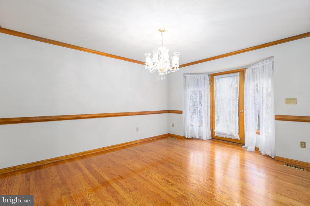6628 COURTHOUSE RD, SPOTSYLVANIA, Virginia 22551, 3 Bedrooms Bedrooms, ,2 BathroomsBathrooms,Residential,6628 COURTHOUSE RD,VASP2036882 MLS # VASP2036882