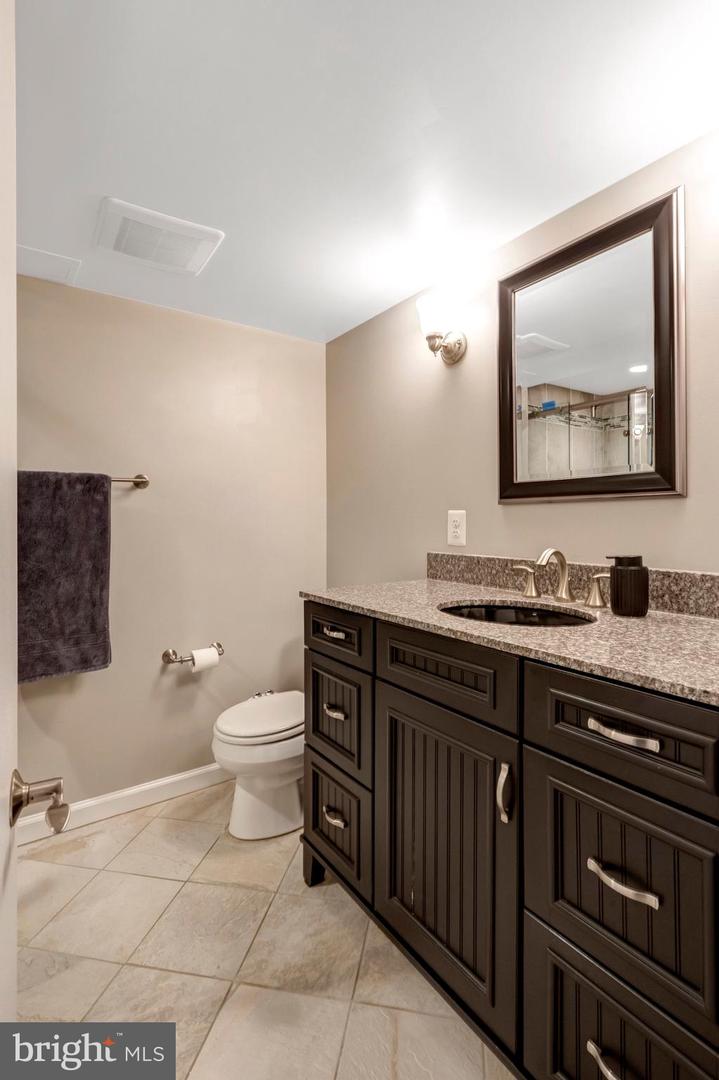 3907 FAIRVIEW DR, FAIRFAX, Virginia 22031, 3 Bedrooms Bedrooms, ,2 BathroomsBathrooms,Residential,For sale,3907 FAIRVIEW DR,VAFC2007138 MLS # VAFC2007138