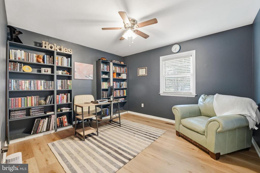 4514 GREENFIELD DR, FREDERICKSBURG, Virginia 22408, 3 Bedrooms Bedrooms, ,2 BathroomsBathrooms,Residential,4514 GREENFIELD DR,VASP2036888 MLS # VASP2036888
