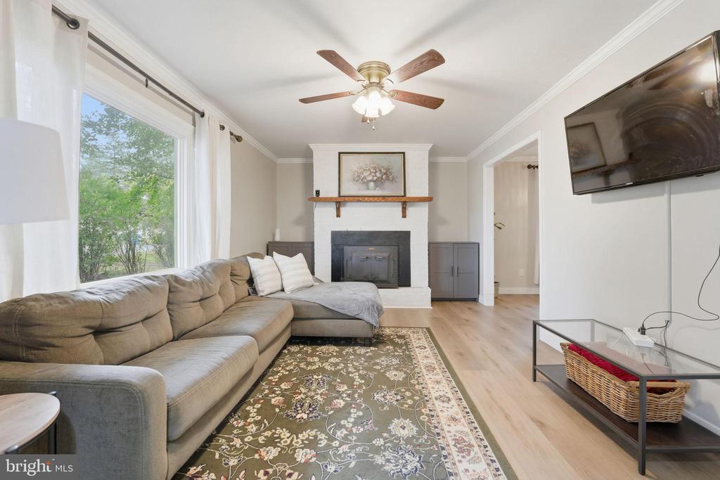4514 GREENFIELD DR, FREDERICKSBURG, Virginia 22408, 3 Bedrooms Bedrooms, ,2 BathroomsBathrooms,Residential,4514 GREENFIELD DR,VASP2036888 MLS # VASP2036888