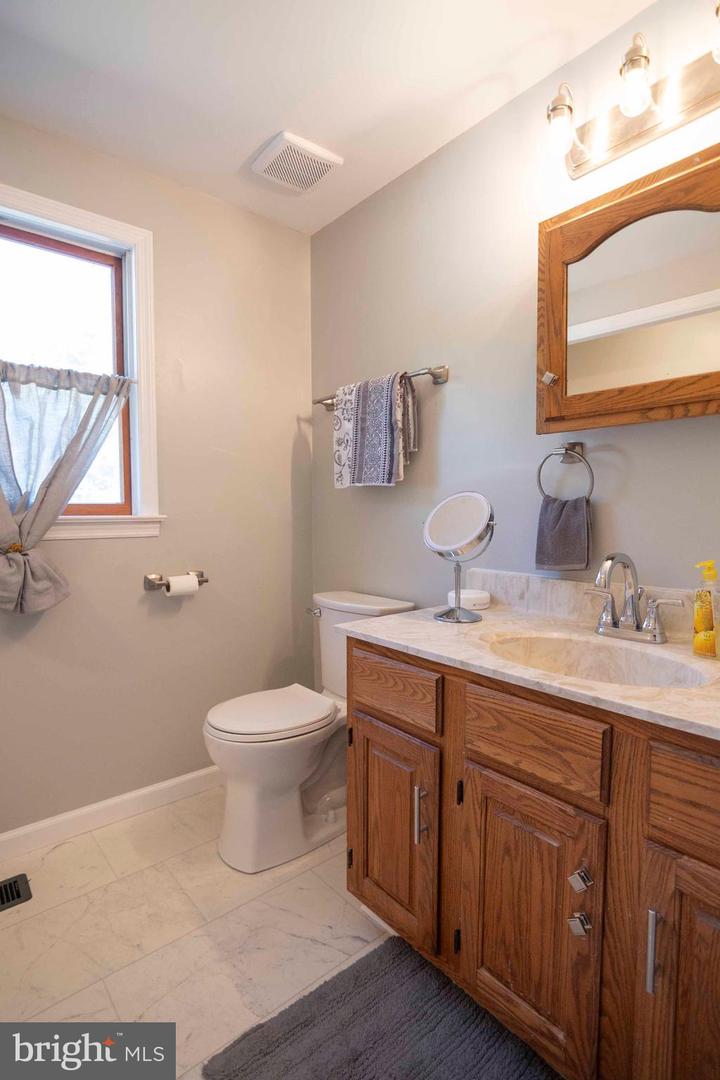 25 MCDANIEL LN, MIDDLETOWN, Virginia 22645, 3 Bedrooms Bedrooms, ,3 BathroomsBathrooms,Residential,For sale,25 MCDANIEL LN,VAWR2012518 MLS # VAWR2012518