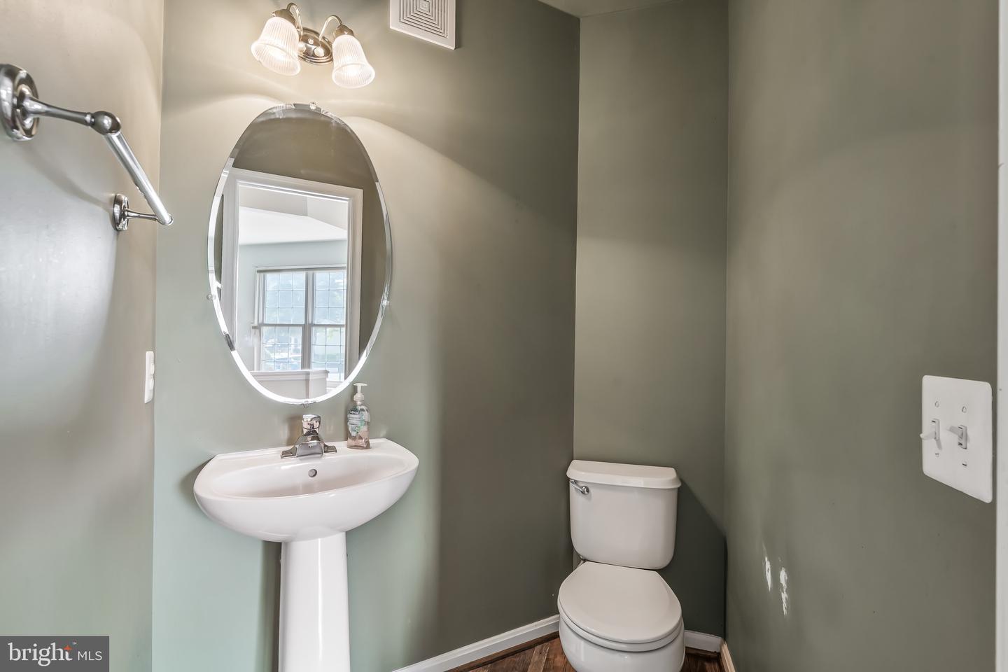 14968 SLIPPERY ELM CT, WOODBRIDGE, Virginia 22193, 3 Bedrooms Bedrooms, ,2 BathroomsBathrooms,Residential,For sale,14968 SLIPPERY ELM CT,VAPW2105572 MLS # VAPW2105572