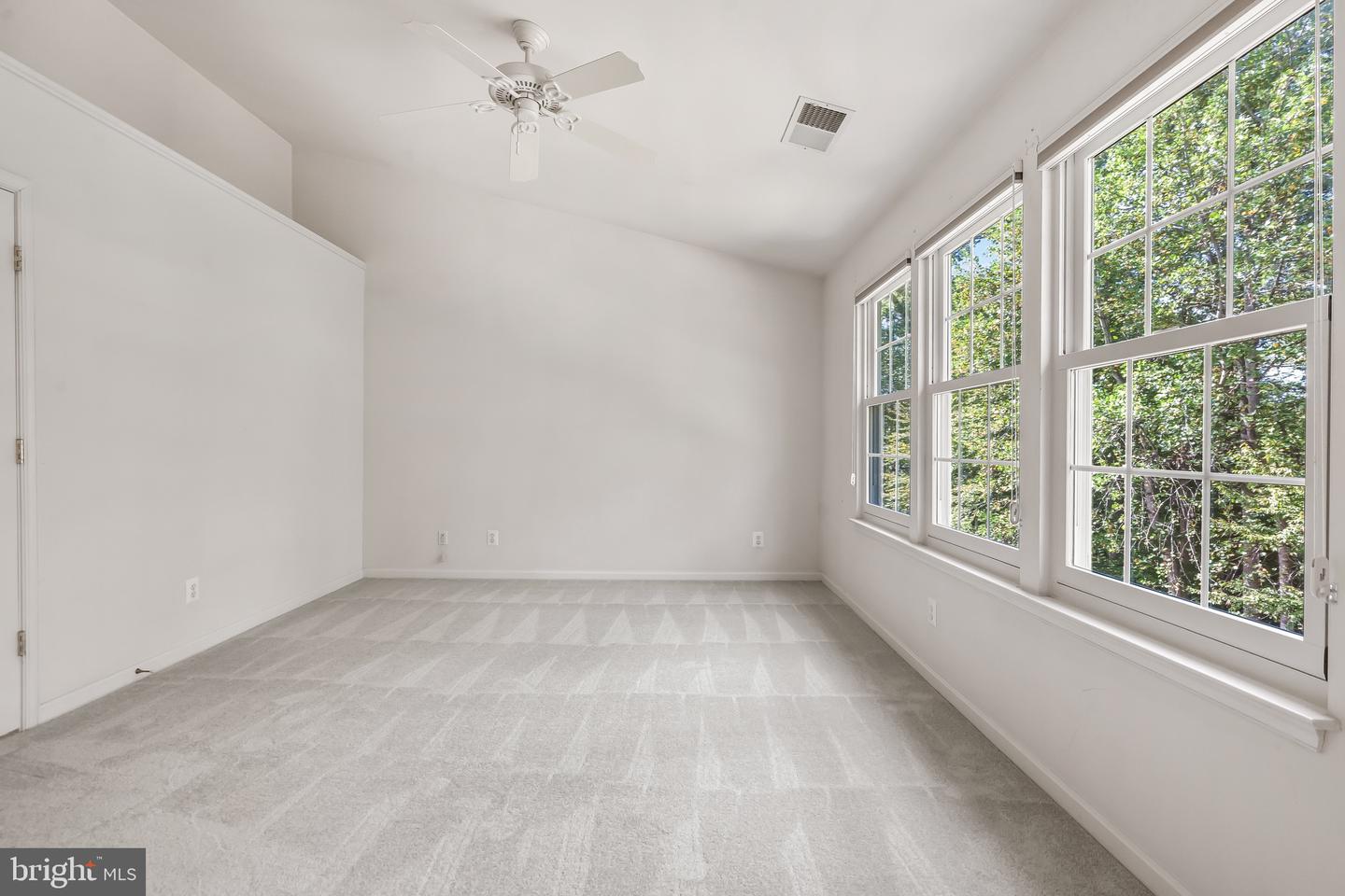14968 SLIPPERY ELM CT, WOODBRIDGE, Virginia 22193, 3 Bedrooms Bedrooms, ,2 BathroomsBathrooms,Residential,For sale,14968 SLIPPERY ELM CT,VAPW2105572 MLS # VAPW2105572