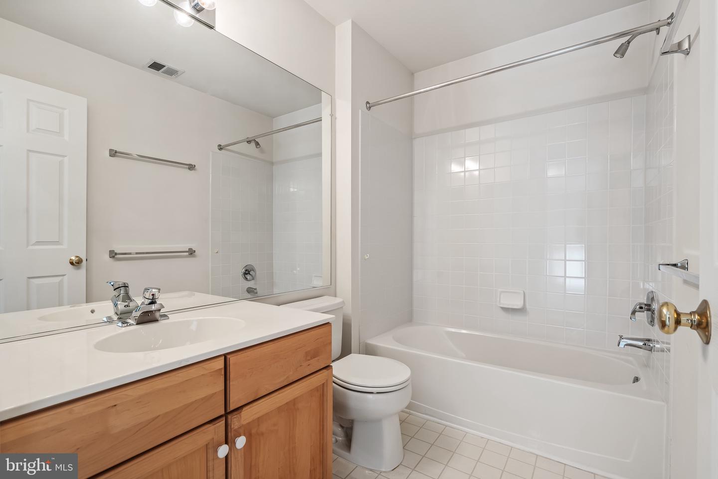 14968 SLIPPERY ELM CT, WOODBRIDGE, Virginia 22193, 3 Bedrooms Bedrooms, ,2 BathroomsBathrooms,Residential,For sale,14968 SLIPPERY ELM CT,VAPW2105572 MLS # VAPW2105572