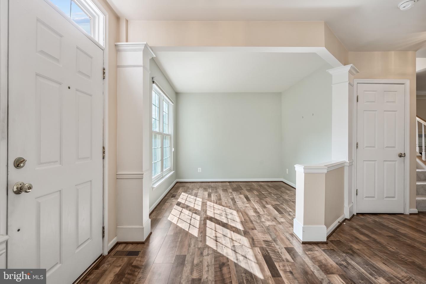 14968 SLIPPERY ELM CT, WOODBRIDGE, Virginia 22193, 3 Bedrooms Bedrooms, ,2 BathroomsBathrooms,Residential,For sale,14968 SLIPPERY ELM CT,VAPW2105572 MLS # VAPW2105572