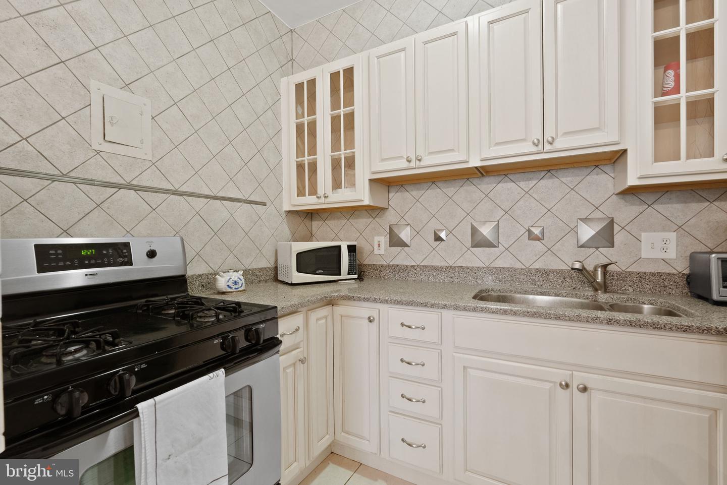 4000 CATHEDRAL AVE NW #607B, WASHINGTON, District Of Columbia 20016, 1 Bedroom Bedrooms, ,1 BathroomBathrooms,Residential,For sale,4000 CATHEDRAL AVE NW #607B,DCDC2225980 MLS # DCDC2225980 4000 CATHEDRAL AVE NW #607B, WASHINGTON, District Of Columbia 20016, 1 Bedroom Bedrooms, ,1 BathroomBathrooms,Residential,For sale,4000 CATHEDRAL AVE NW #607B,DCDC2225980 MLS # DCDC2225980