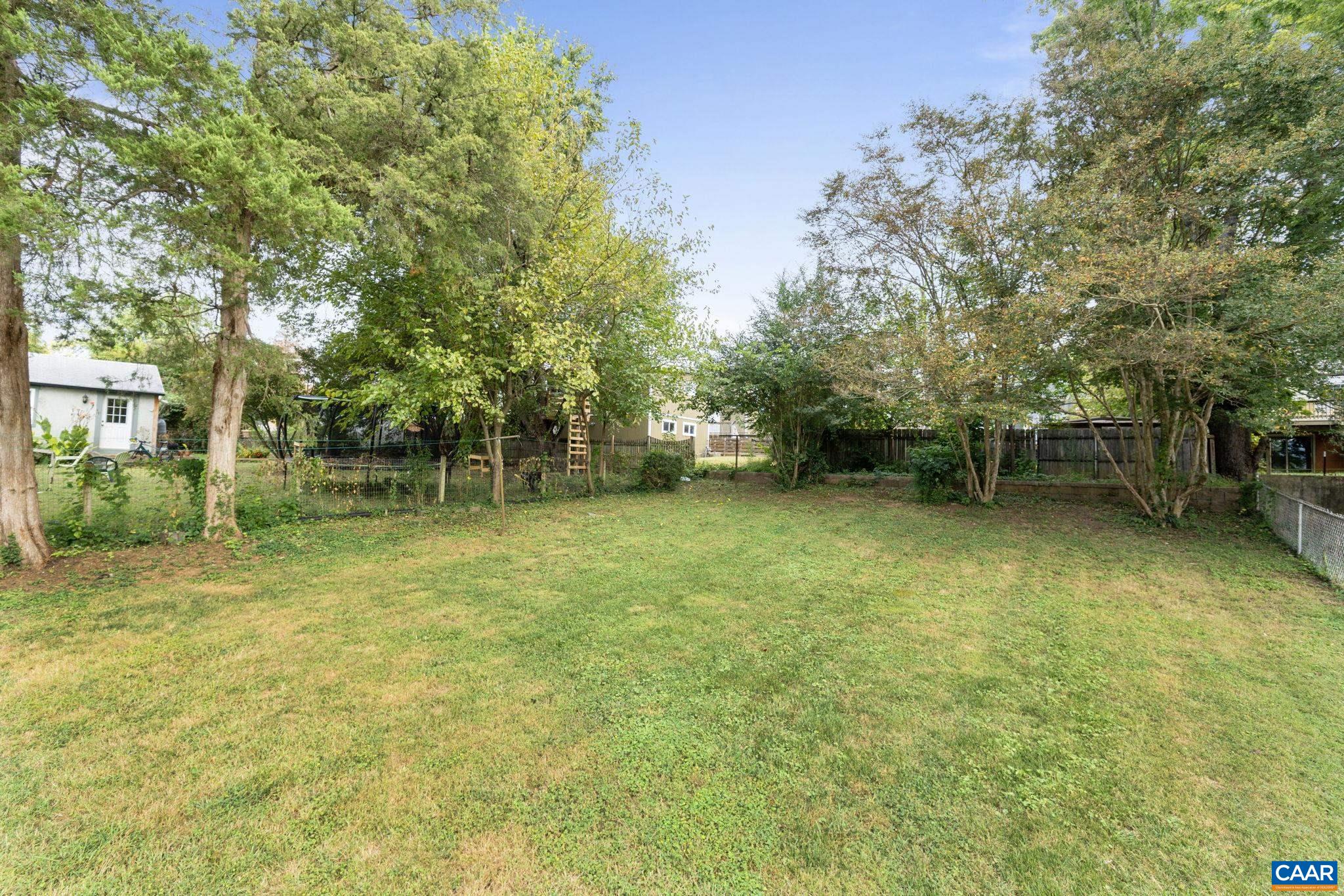 721 BLENHEIM AVE, CHARLOTTESVILLE, Virginia 22902, 2 Bedrooms Bedrooms, ,1 BathroomBathrooms,Residential,721 BLENHEIM AVE,669946 MLS # 669946