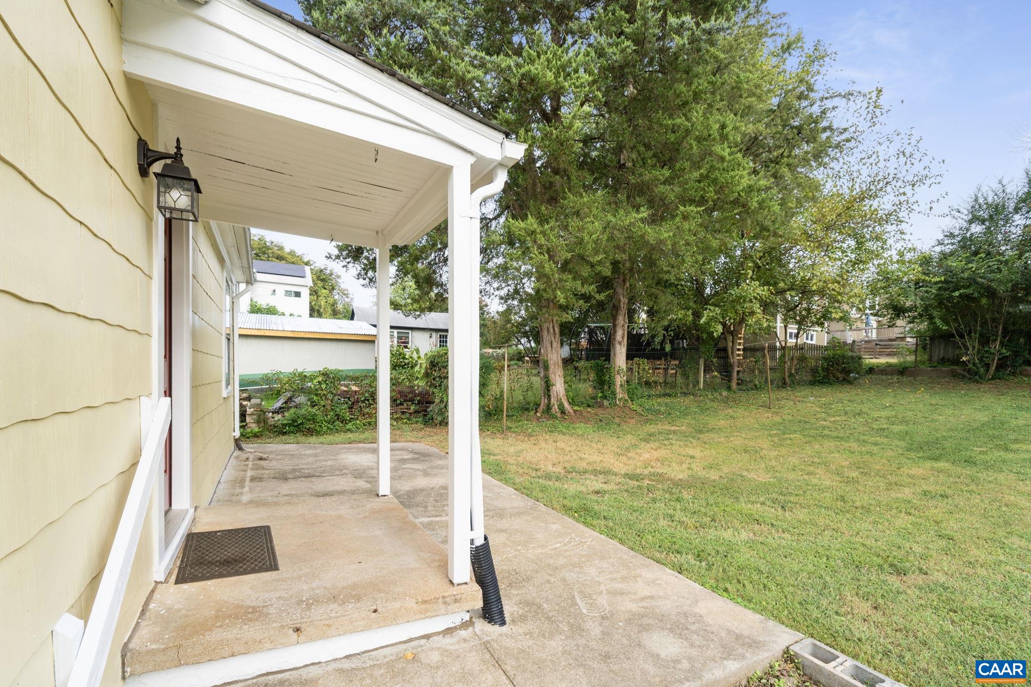 721 BLENHEIM AVE, CHARLOTTESVILLE, Virginia 22902, 2 Bedrooms Bedrooms, ,1 BathroomBathrooms,Residential,721 BLENHEIM AVE,669946 MLS # 669946