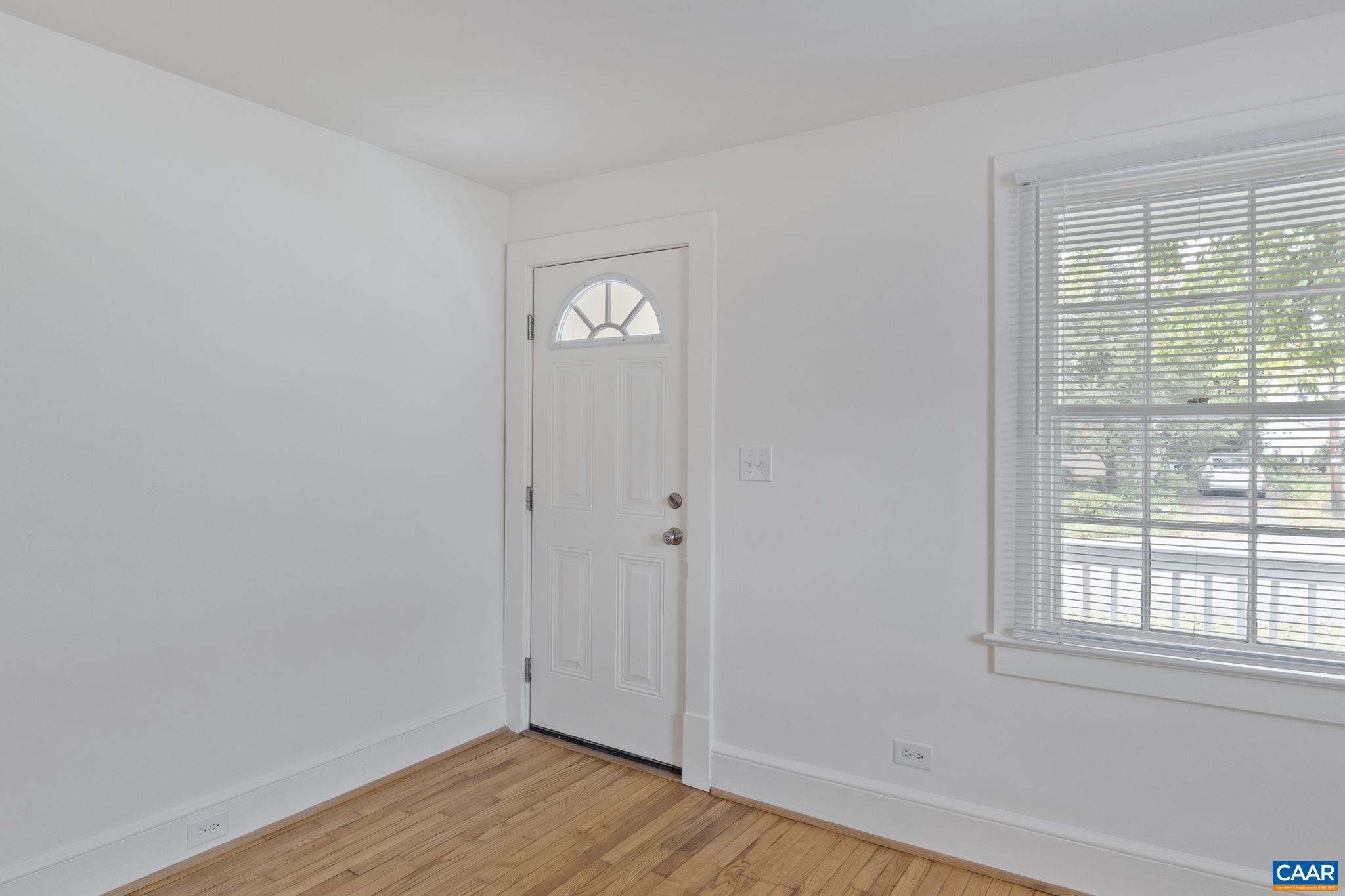 721 BLENHEIM AVE, CHARLOTTESVILLE, Virginia 22902, 2 Bedrooms Bedrooms, ,1 BathroomBathrooms,Residential,721 BLENHEIM AVE,669946 MLS # 669946