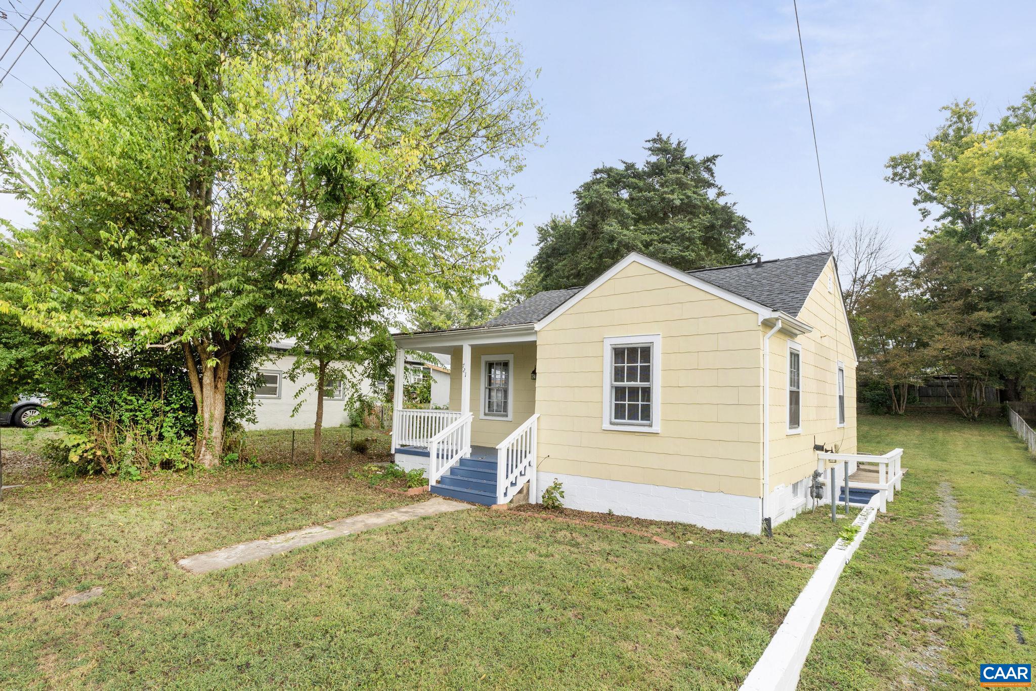 721 BLENHEIM AVE, CHARLOTTESVILLE, Virginia 22902, 2 Bedrooms Bedrooms, ,1 BathroomBathrooms,Residential,721 BLENHEIM AVE,669946 MLS # 669946