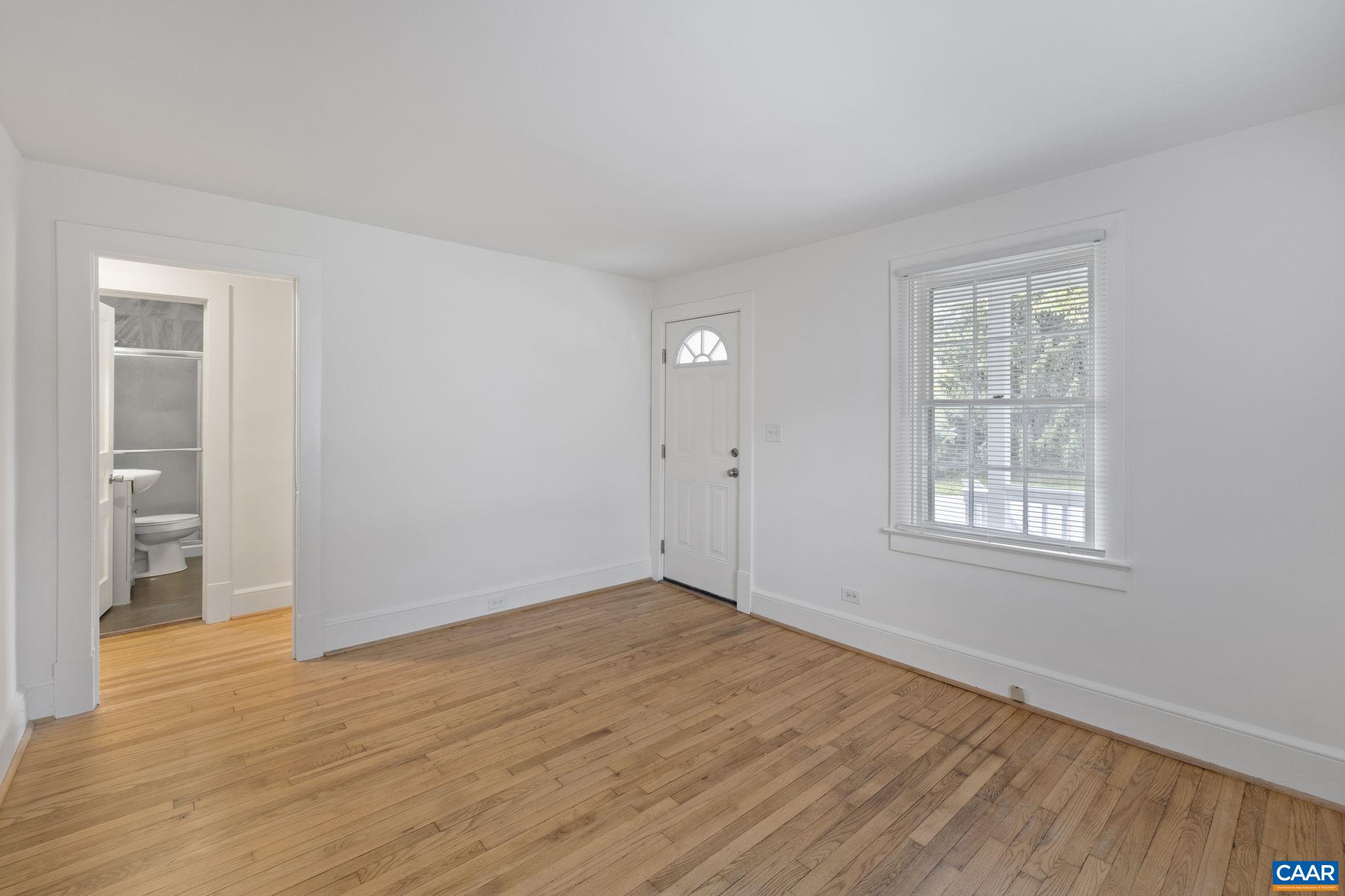 721 BLENHEIM AVE, CHARLOTTESVILLE, Virginia 22902, 2 Bedrooms Bedrooms, ,1 BathroomBathrooms,Residential,721 BLENHEIM AVE,669946 MLS # 669946