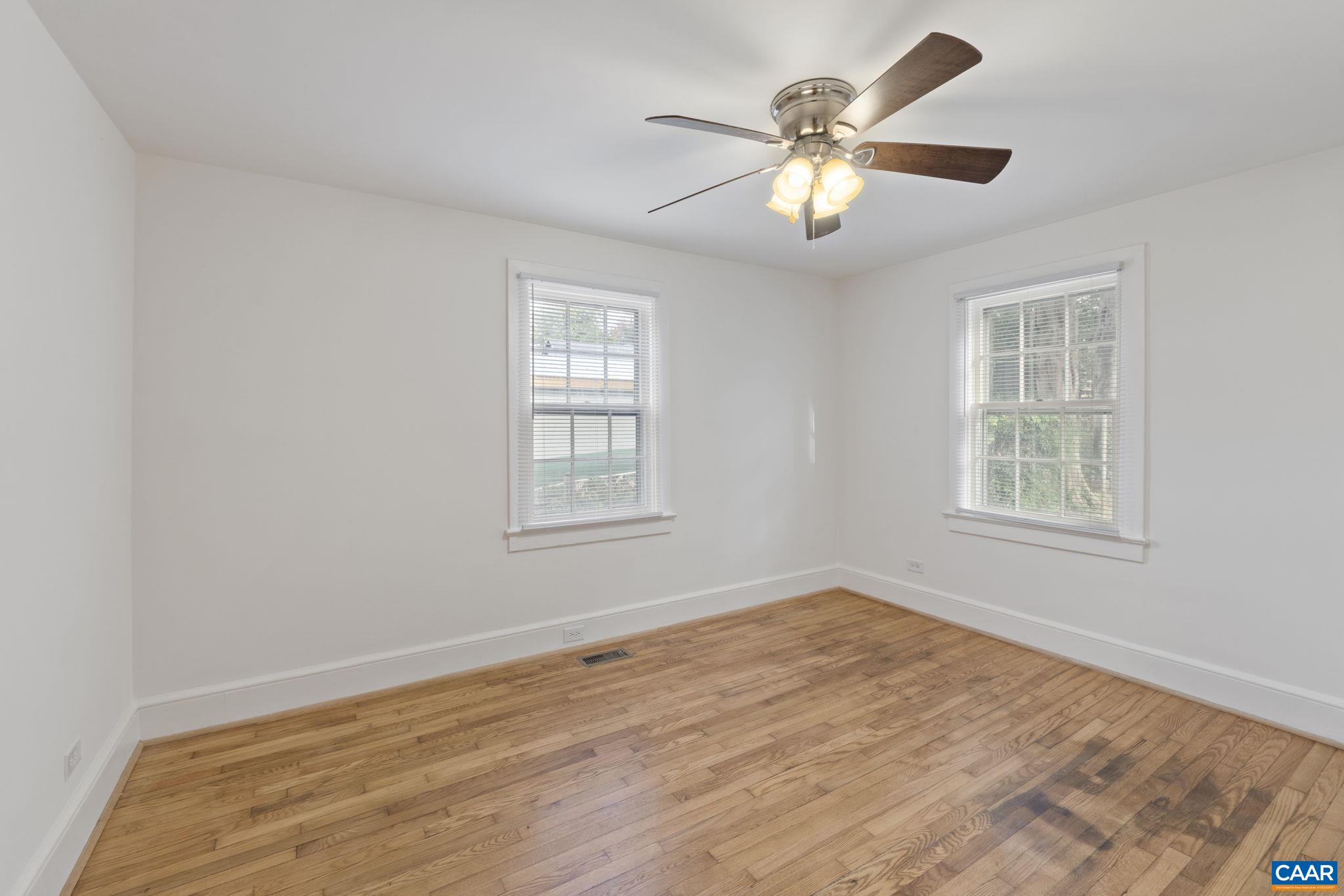 721 BLENHEIM AVE, CHARLOTTESVILLE, Virginia 22902, 2 Bedrooms Bedrooms, ,1 BathroomBathrooms,Residential,721 BLENHEIM AVE,669946 MLS # 669946
