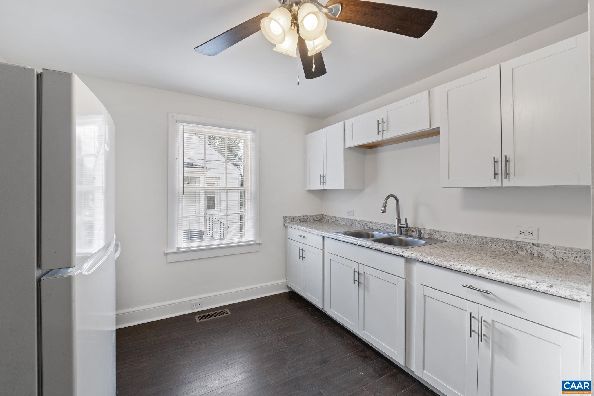 721 BLENHEIM AVE, CHARLOTTESVILLE, Virginia 22902, 2 Bedrooms Bedrooms, ,1 BathroomBathrooms,Residential,721 BLENHEIM AVE,669946 MLS # 669946