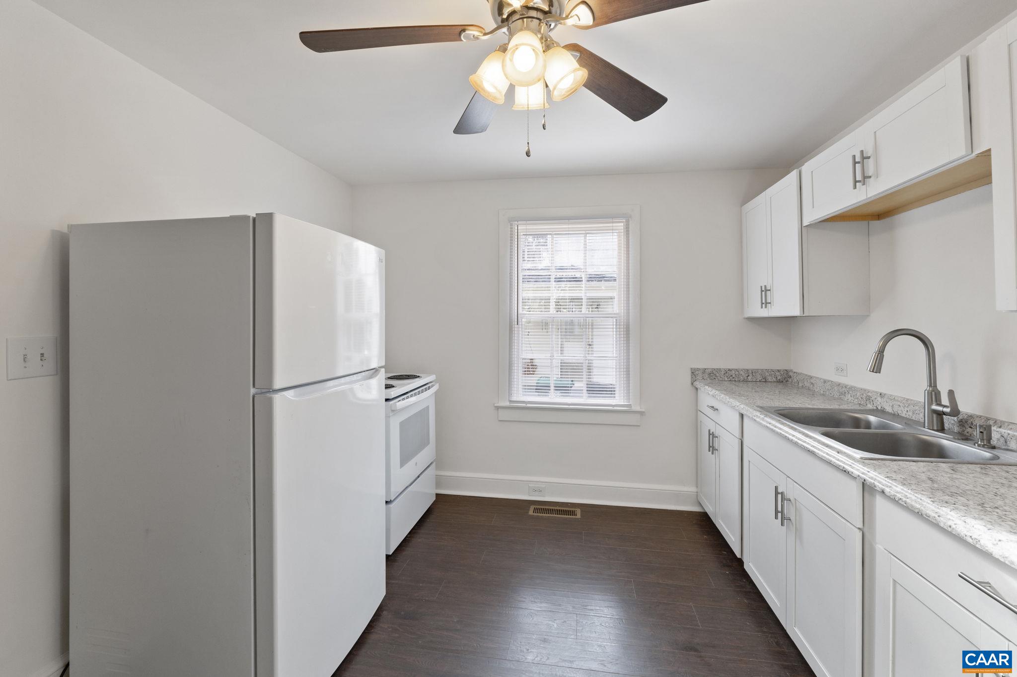 721 BLENHEIM AVE, CHARLOTTESVILLE, Virginia 22902, 2 Bedrooms Bedrooms, ,1 BathroomBathrooms,Residential,721 BLENHEIM AVE,669946 MLS # 669946