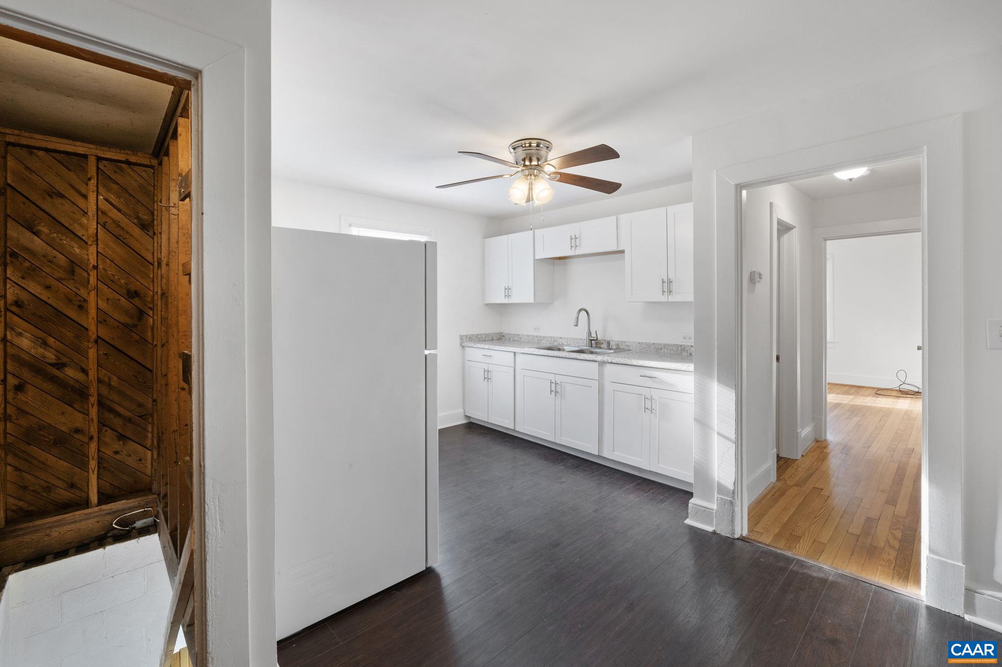 721 BLENHEIM AVE, CHARLOTTESVILLE, Virginia 22902, 2 Bedrooms Bedrooms, ,1 BathroomBathrooms,Residential,721 BLENHEIM AVE,669946 MLS # 669946