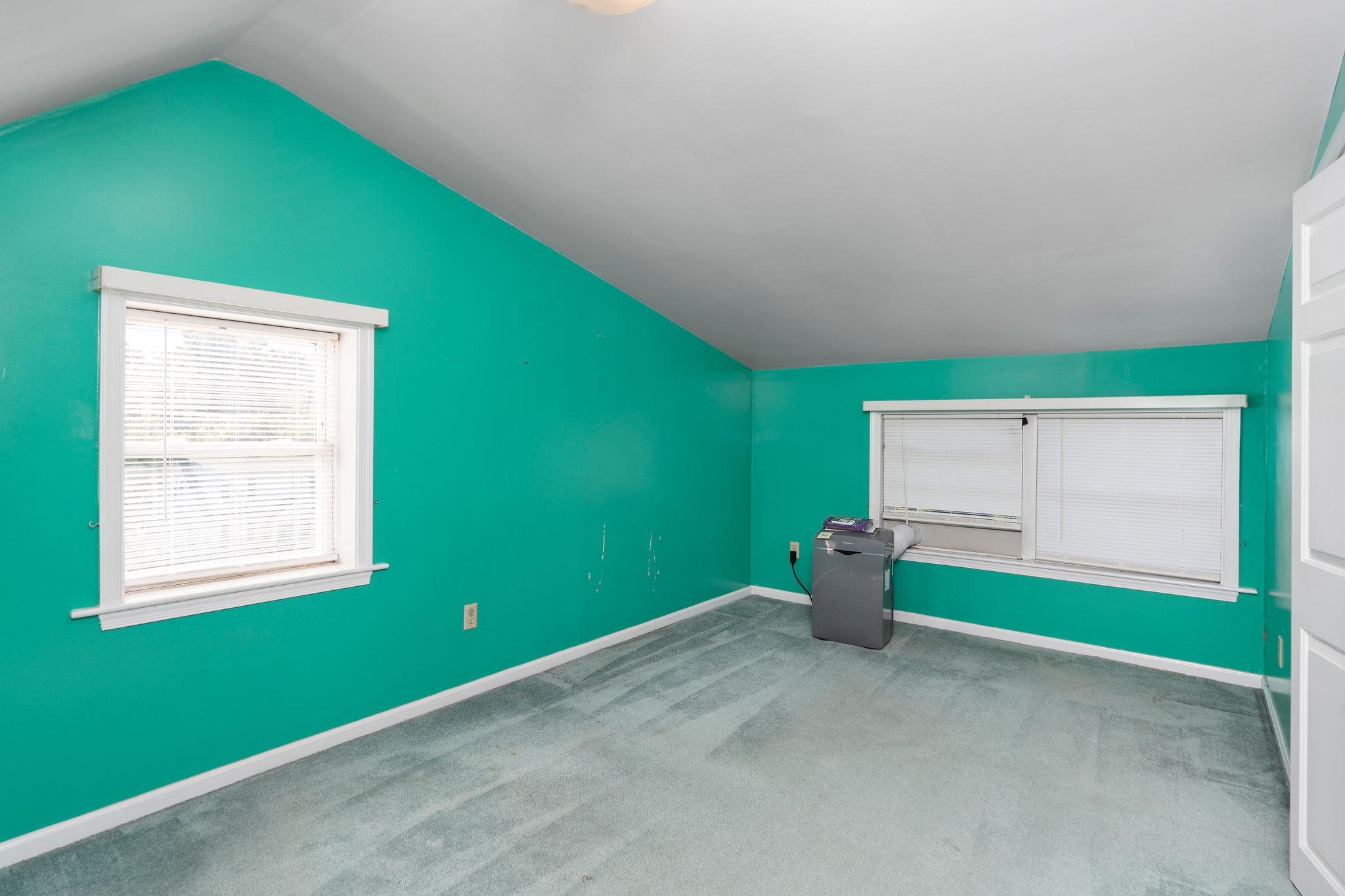 529 S LINDEN AVE, WAYNESBORO, Virginia 22980, 3 Bedrooms Bedrooms, ,1 BathroomBathrooms,Residential,529 S LINDEN AVE,669962 MLS # 669962