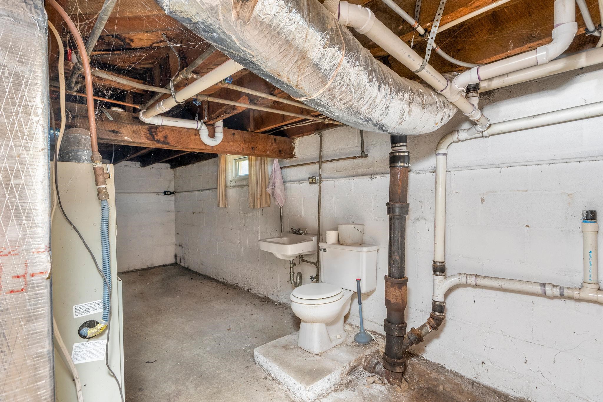 529 S LINDEN AVE, WAYNESBORO, Virginia 22980, 3 Bedrooms Bedrooms, ,1 BathroomBathrooms,Residential,529 S LINDEN AVE,669962 MLS # 669962