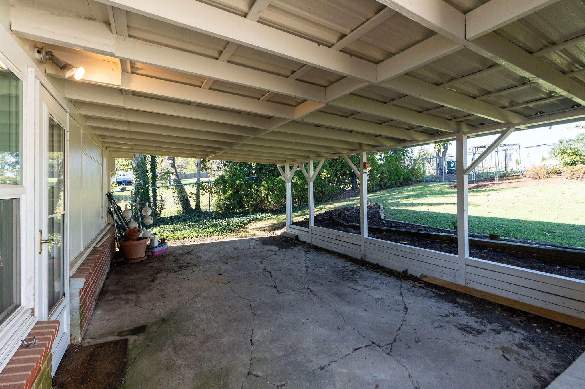 529 S LINDEN AVE, WAYNESBORO, Virginia 22980, 3 Bedrooms Bedrooms, ,1 BathroomBathrooms,Residential,529 S LINDEN AVE,669962 MLS # 669962