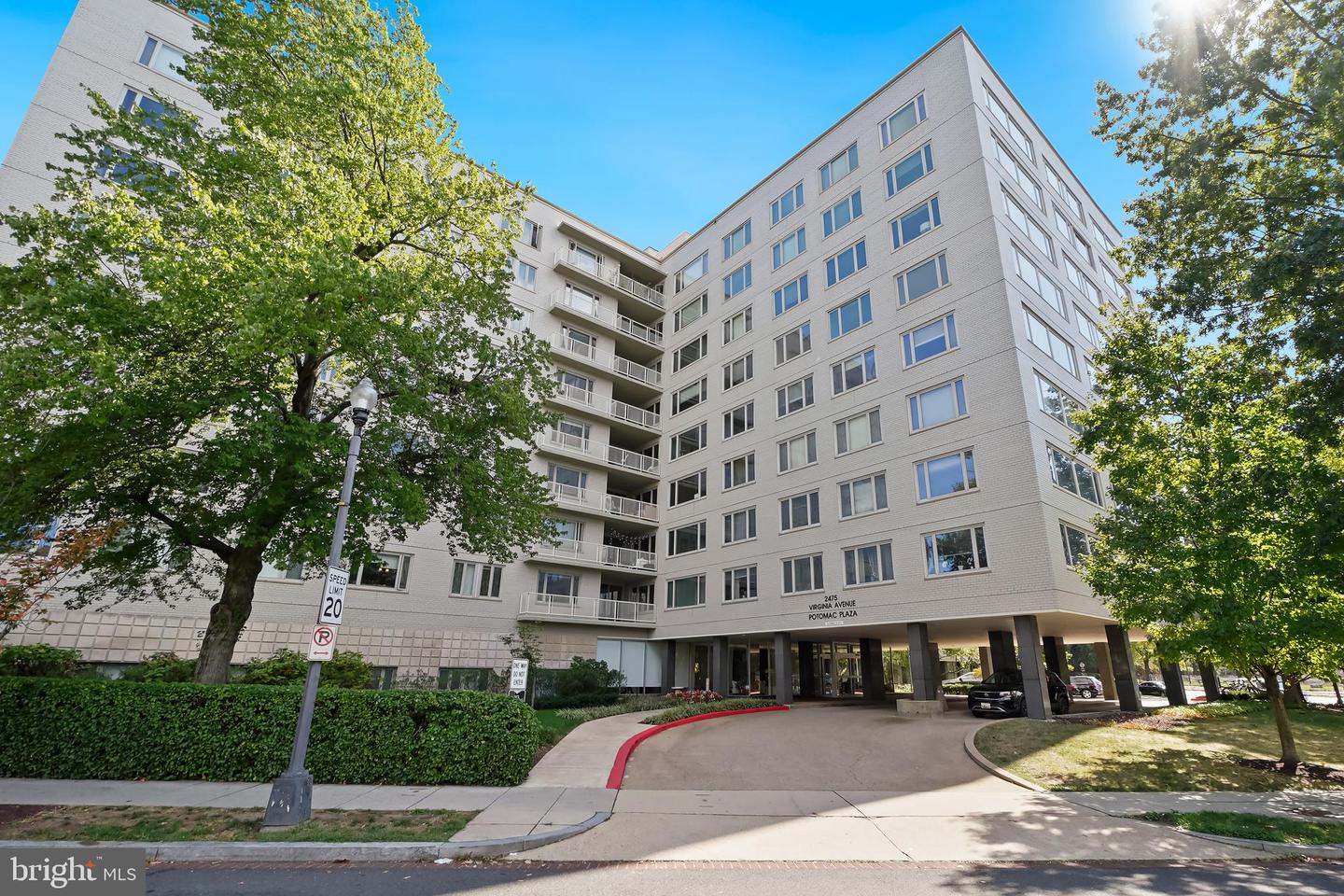 2475 VIRGINIA AVE NW #921, WASHINGTON, District Of Columbia 20037, 3 Bedrooms Bedrooms, ,2 BathroomsBathrooms,Residential,For sale,2475 VIRGINIA AVE NW #921,DCDC2226232 MLS # DCDC2226232