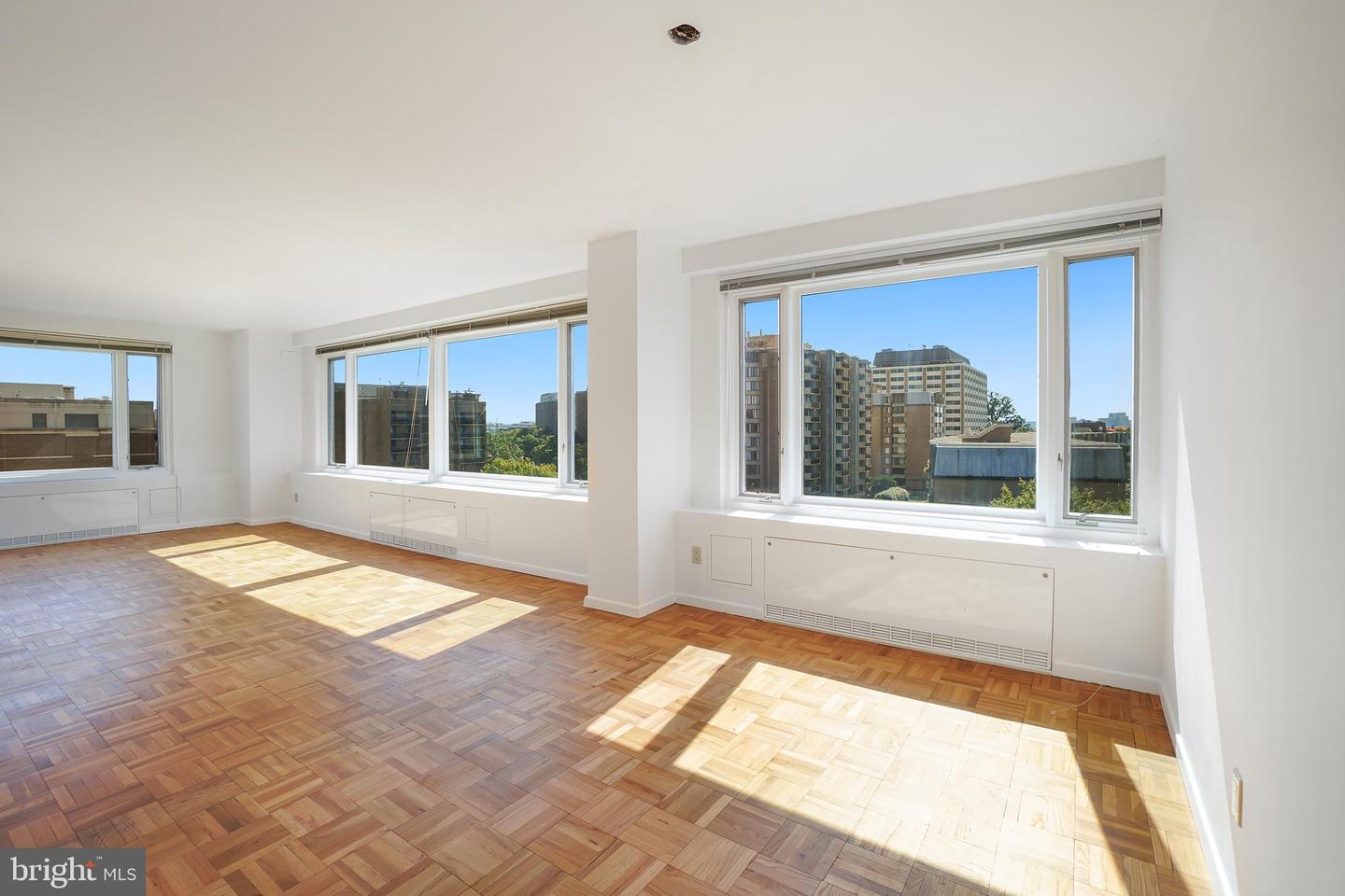 2475 VIRGINIA AVE NW #921, WASHINGTON, District Of Columbia 20037, 3 Bedrooms Bedrooms, ,2 BathroomsBathrooms,Residential,For sale,2475 VIRGINIA AVE NW #921,DCDC2226232 MLS # DCDC2226232