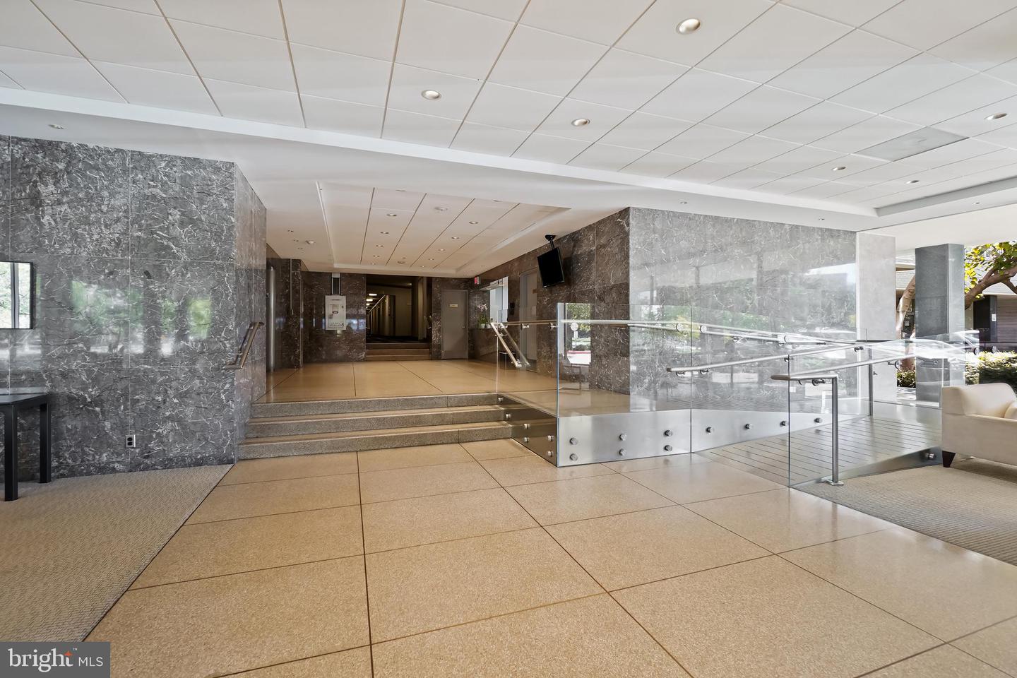 2475 VIRGINIA AVE NW #921, WASHINGTON, District Of Columbia 20037, 3 Bedrooms Bedrooms, ,2 BathroomsBathrooms,Residential,For sale,2475 VIRGINIA AVE NW #921,DCDC2226232 MLS # DCDC2226232